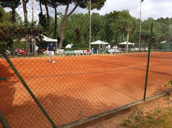 Brevar - Toscane Hotel Torre del Lago Puccini Campsite